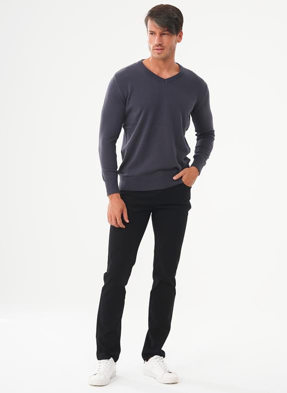Sweater V-Neck Dark Grey 2