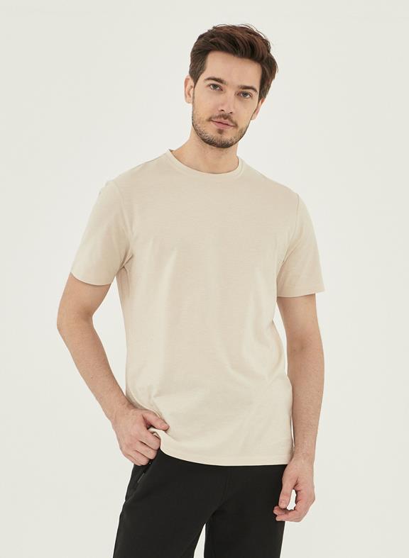 Basic T-Shirt Creme 1