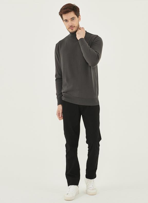Turtleneck Sweater Dark Grey 2