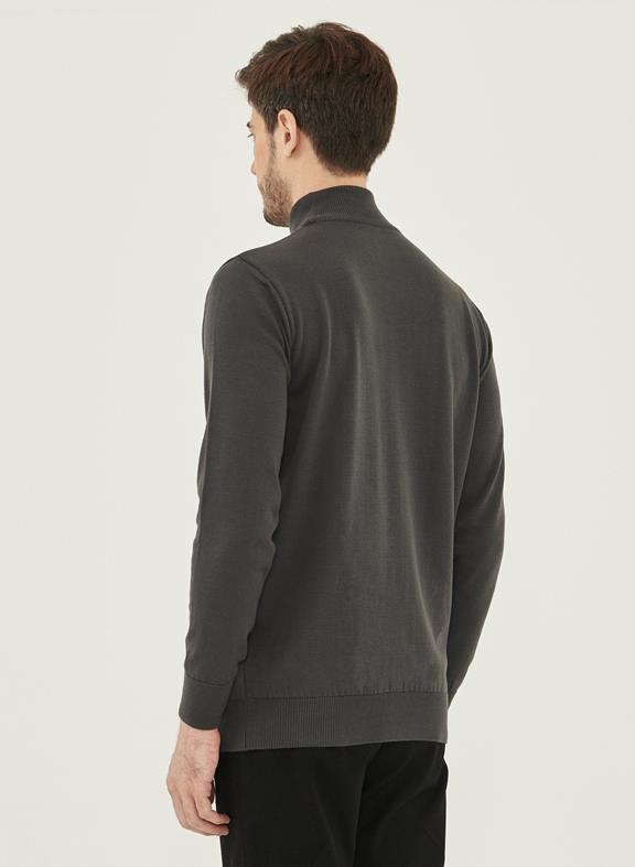 Turtleneck Sweater Dark Grey 4