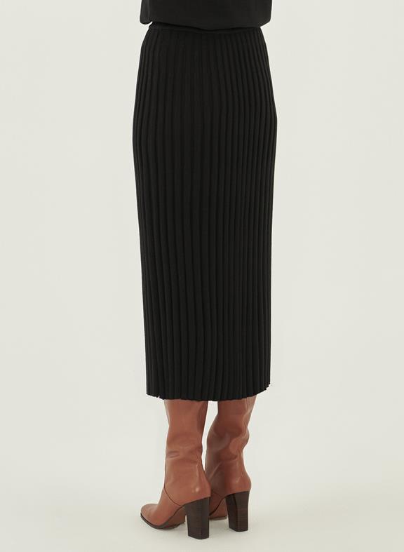 Knitted Maxi Skirt Black 4