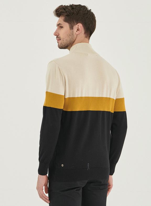 Sweater Ecru Black 4