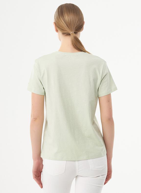 T-Shirt Fleurs Vert Clair 4