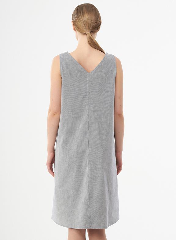 Dress Buttons Grey 3