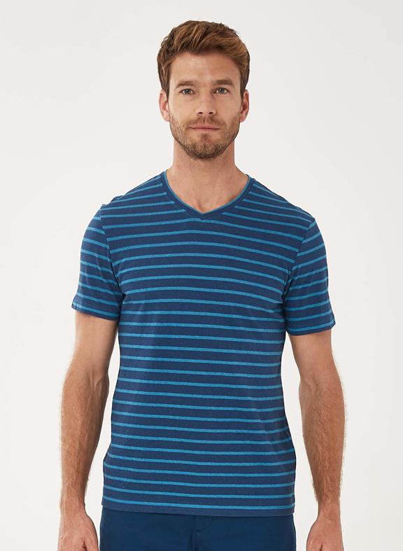 Gestreept T-Shirt Donkerblauw via Shop Like You Give a Damn