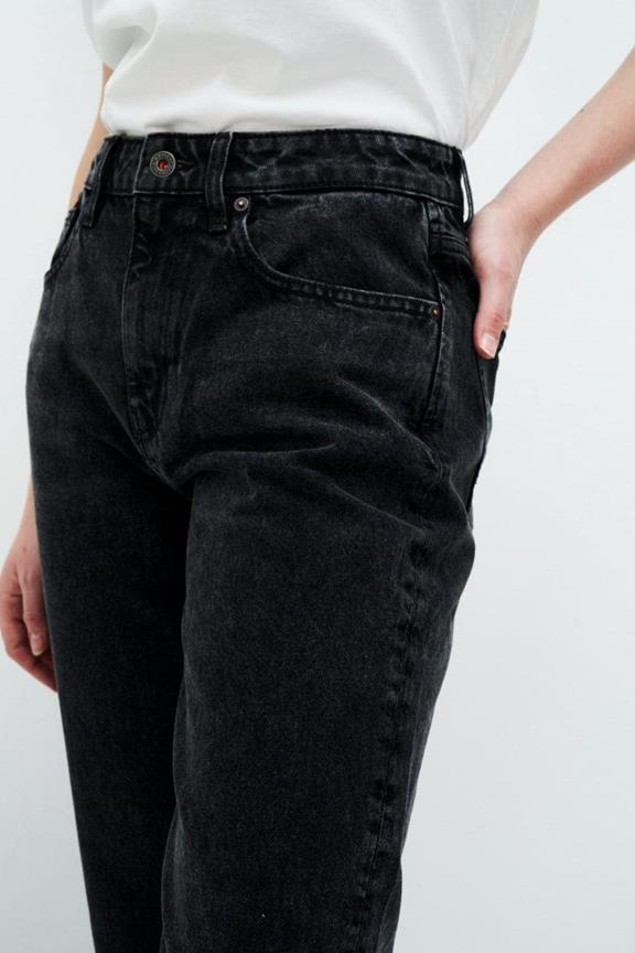 Nora Loose Tapered Jeans Dunkelgrau 5