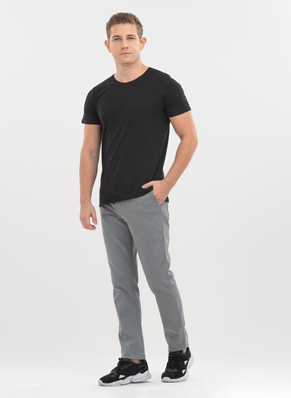 Basic T-Shirt Black 2