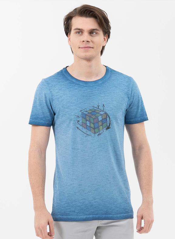 T-Shirt Met Rubik's Cube Print Blauw via Shop Like You Give a Damn