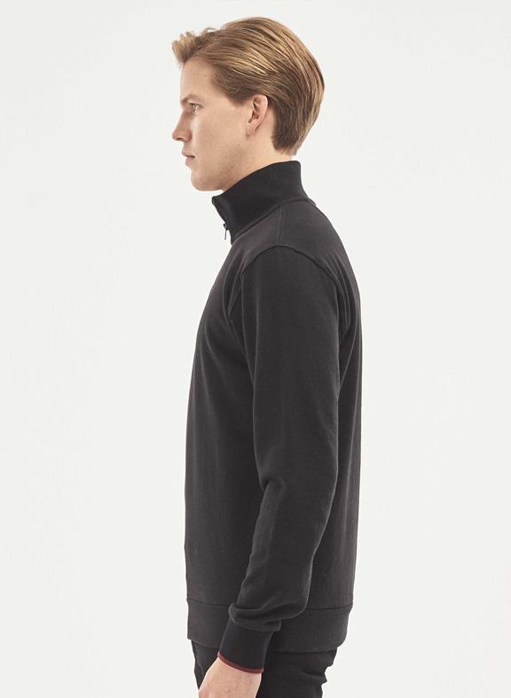 Sweatshirt Met Opstaande Kraag Zwart from Shop Like You Give a Damn