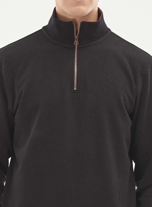 Sweatshirt Met Opstaande Kraag Zwart from Shop Like You Give a Damn