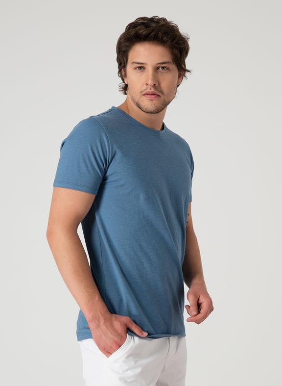 Basic T-Shirt Blue 2