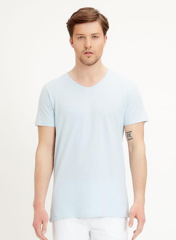 Basic V-neck t-shirt Light Blue 1