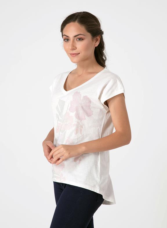 T-Shirt With Deep V-Neck And Longer Back 2