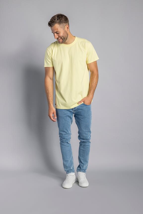 T-Shirt Standard Yellow 2