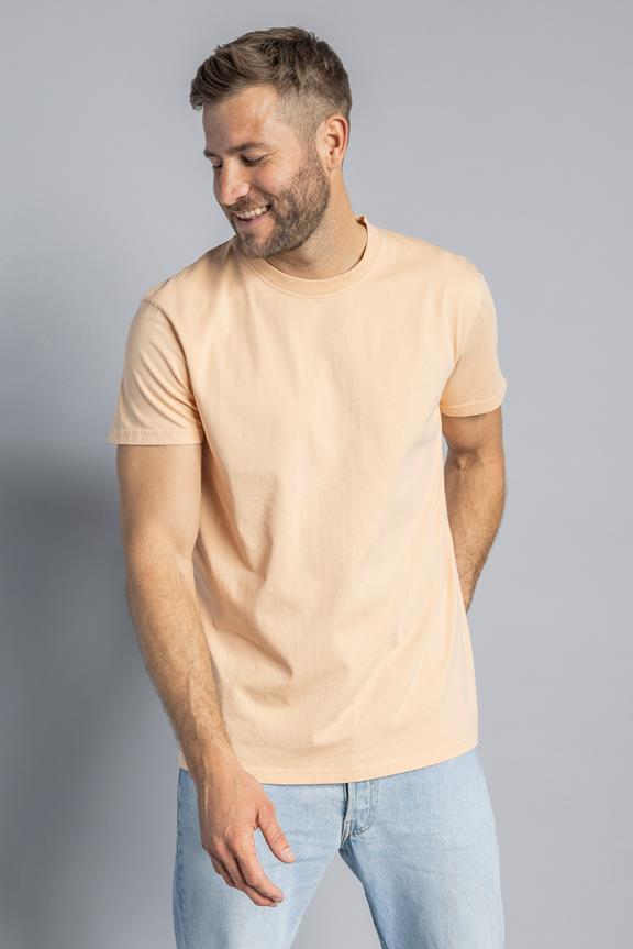 T-Shirt Standard Peach 4