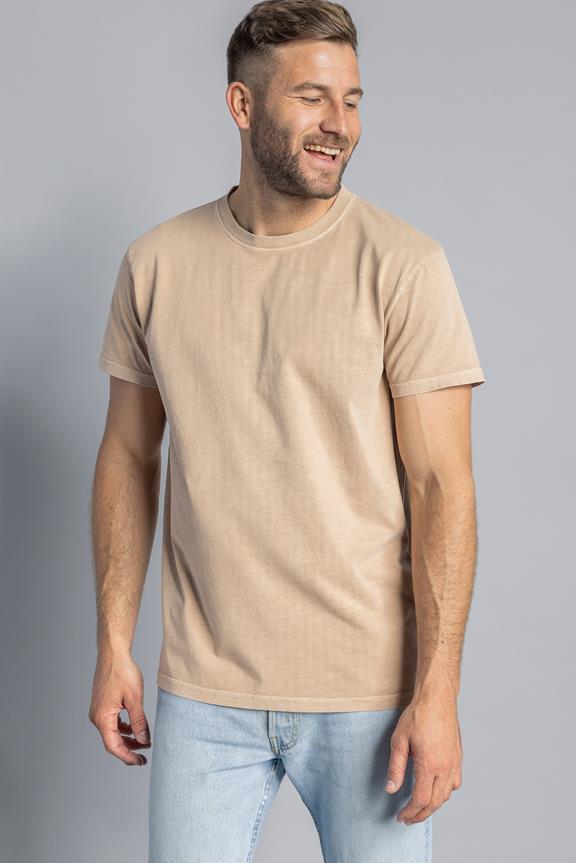 T-Shirt Standard Hellbraun 3