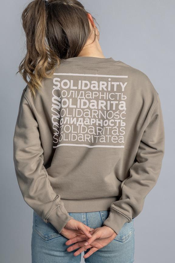 Solidarity Sweatshirt Hellbraun 2