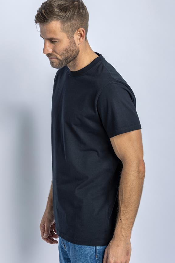 T-Shirt Standaard Zwart 2