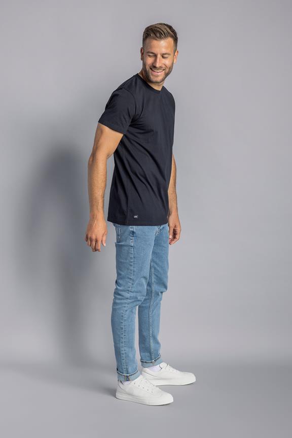 Premium Blanko T-Shirt Slim Schwarz 3