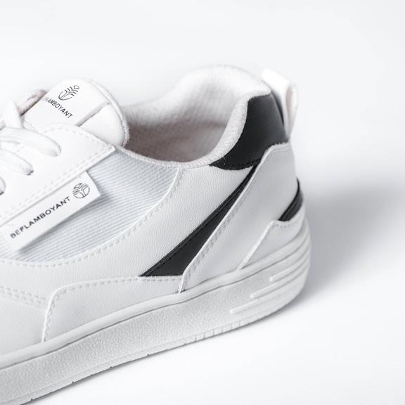 UX-68 Dot Sneakers White 3