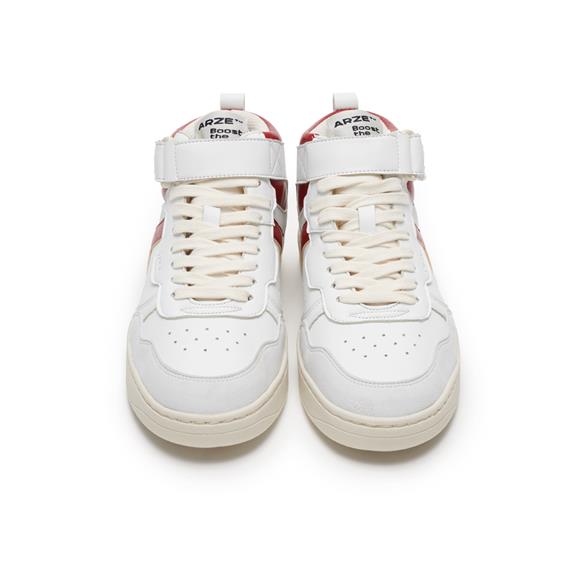 Taiga Hi Sneakers Red 3