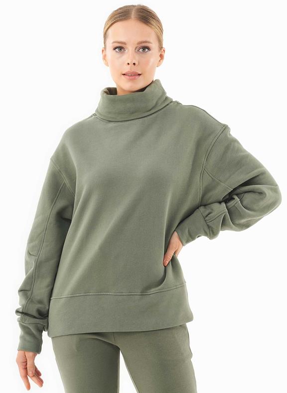 Sweater Coltrui Bio-Katoen Olive via Shop Like You Give a Damn