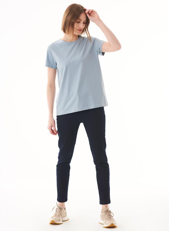 Basic T-Shirt Bio-Katoen Dusty Blue from Shop Like You Give a Damn