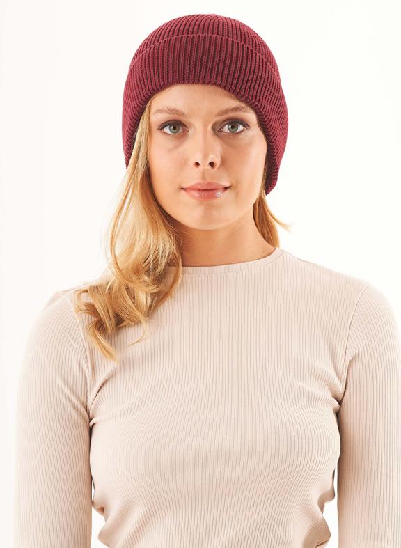 Unisex Beanie Organic Cotton Bordeaux from Shop Like You Give a Damn