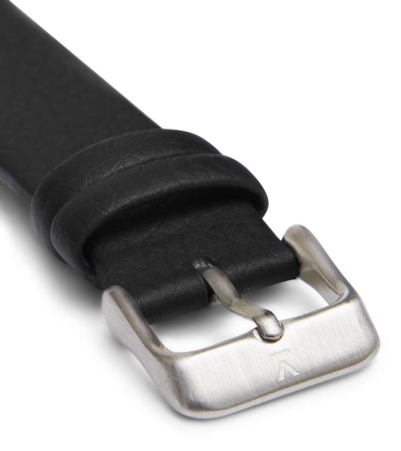 Watch Strap 18 Mm – Black And Silver 2