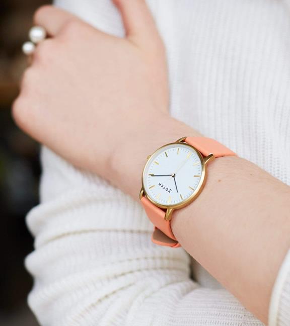 Watch Moment Gold & Coral 2