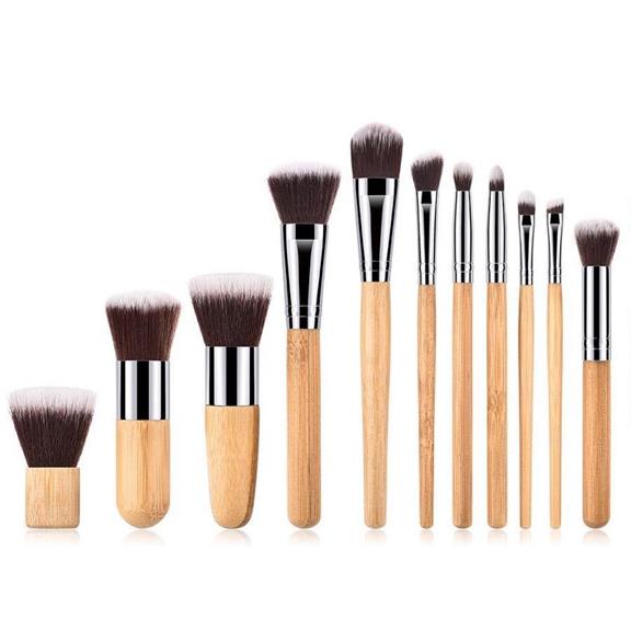 Make-up Brush Set Bamboo Silver van Shop Like You Give a Damn
