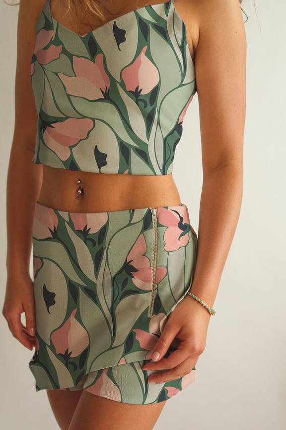 Crop Top And Shorts Set Ilara Magnolias On Faded Green 4