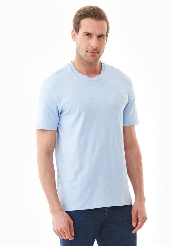 T-Shirt Basic Puder Blau 4