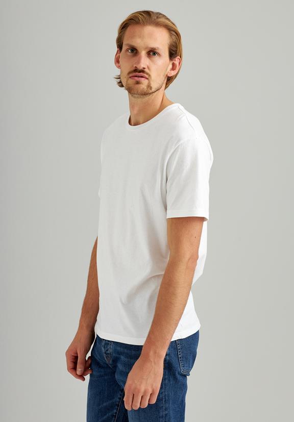 T-Shirt White 3