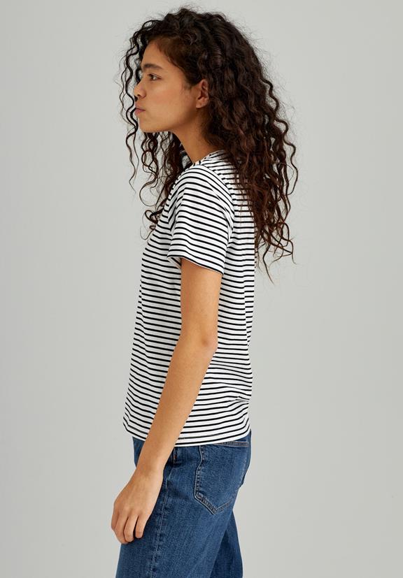 T-Shirt Stripes Black & White 3