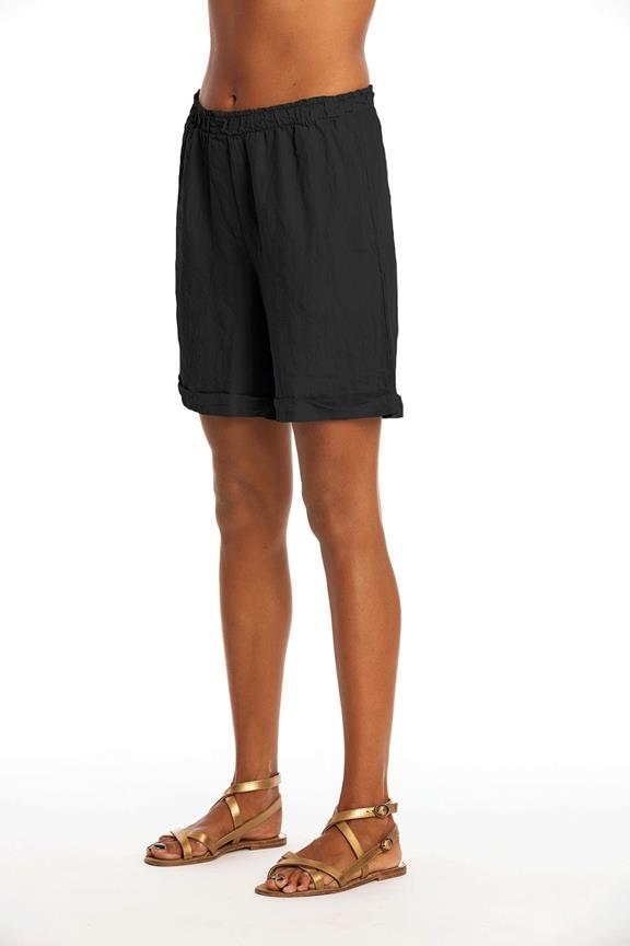 Long Shorts Creta Black 1