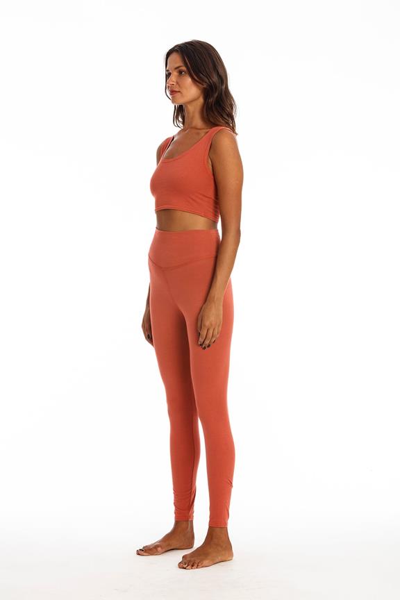 Yoga Top Earth Red 3
