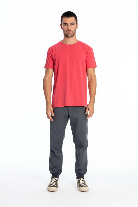 T-Shirt Basic Azur Elektrisch Rot 1