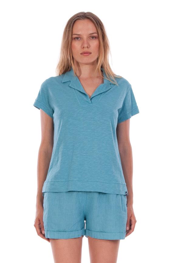 Poloshirt Alexa Cameo Blauw via Shop Like You Give a Damn