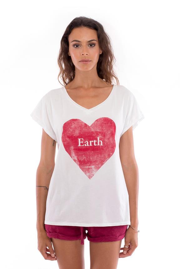 T-Shirt Love Earth White from Shop Like You Give a Damn