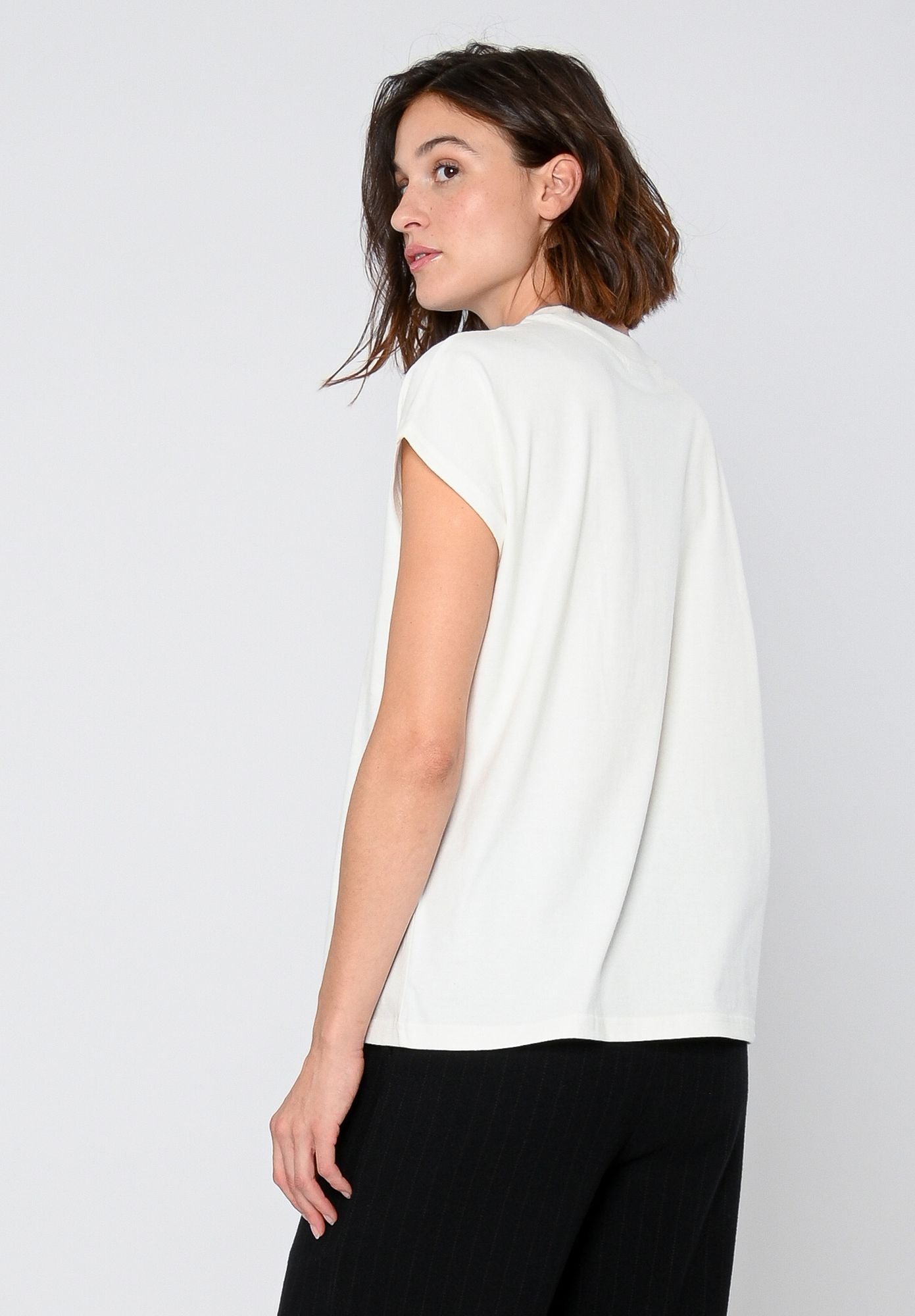 T-Shirt Boxy Off White 3
