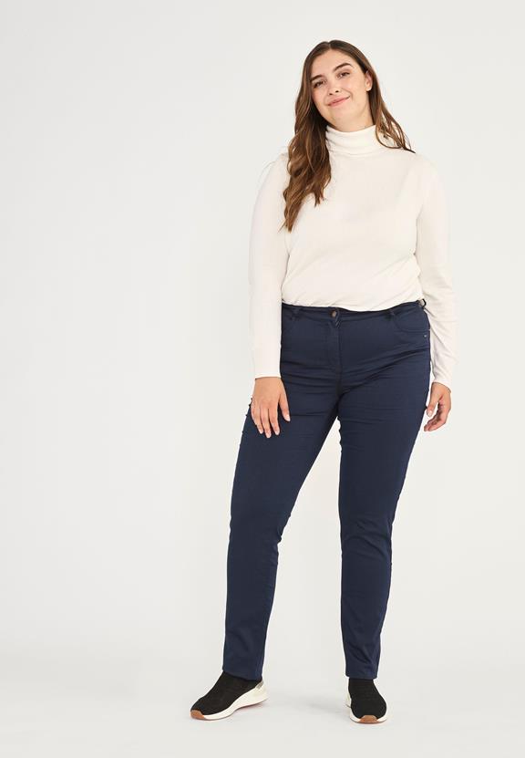 Broek Laura Slim Ll Marineblauw from Shop Like You Give a Damn