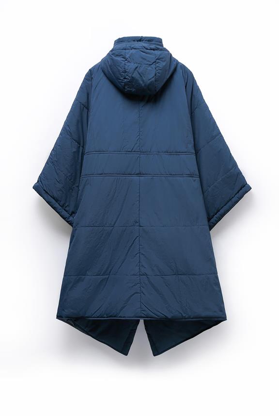 Anvil Peak Poncho Alle Donker Marine from Shop Like You Give a Damn