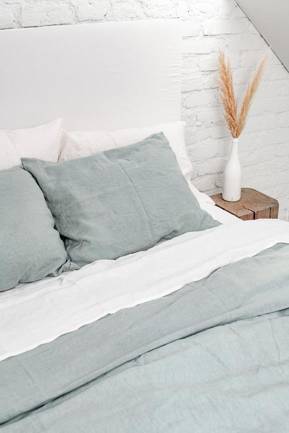 Linen Sheets Set Sage Green 2
