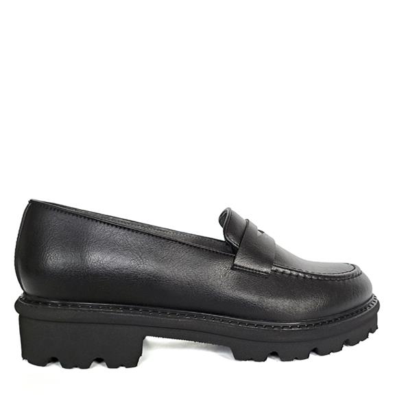 Chunky Loafers Anna Black from Shop Like You Give a Damn