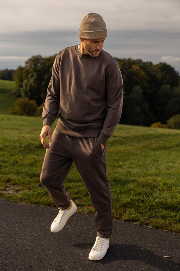 Crewneck + Sweatpants Set Kastanie 1