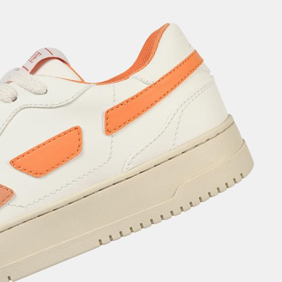 Sneaker Modelo '82 Gember Oranje from Shop Like You Give a Damn