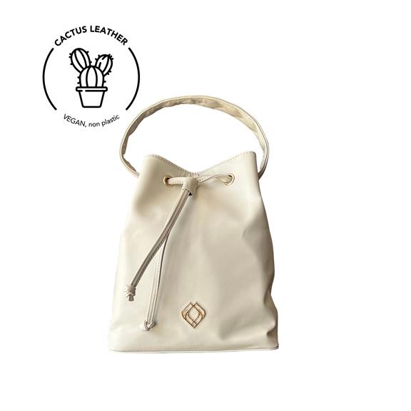 Bucket Bag Cactus Leather Off White 1