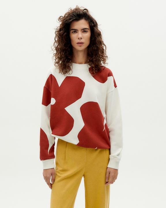 Sweatshirt Met Vlinderbloem via Shop Like You Give a Damn