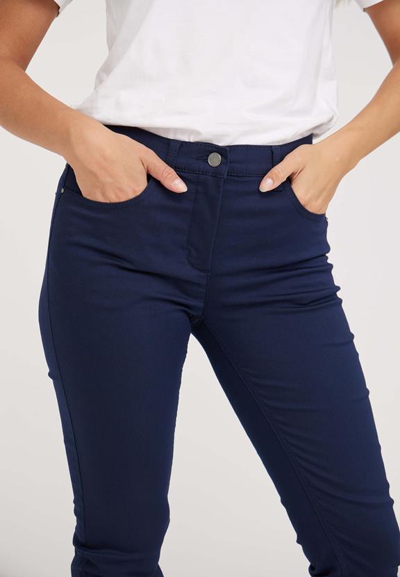 Pants Laura Slim Short Length Navy 3